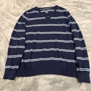 Tommy Hilfiger Men's Blue and White V-Neck Sweater